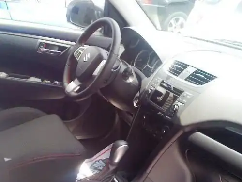 Suzuki Swift  2015