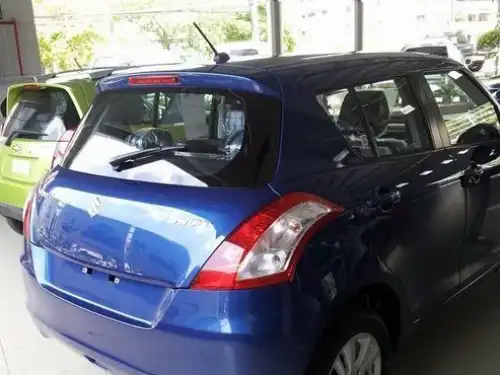 Suzuki Swift  2015