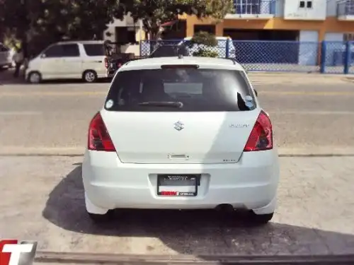 Suzuki Swift 2010