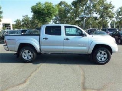 TACOMA 4X4 TRD SPORT 2014 BONOS Y DESCUENTOS