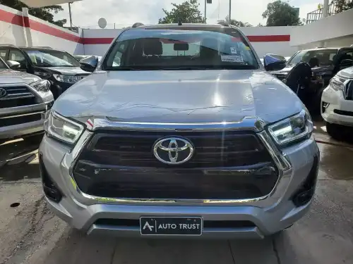TOYOTA HILUX LIMITED 2023