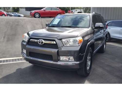 TOYOTA 4RUNNER SR5 2011