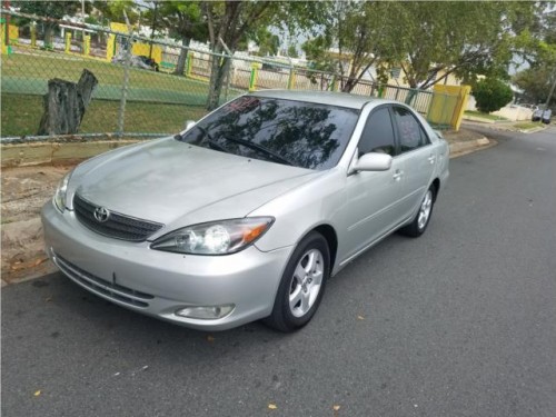 TOYOTA CAMRY 2002 NITIDO