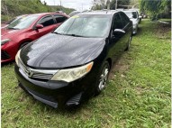 TOYOTA CAMRY 2012 70K MILLAS