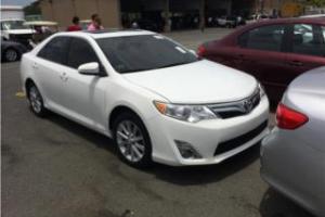 TOYOTA CAMRY 2012 XLE PIEL SUN ROOF BLANCO PE