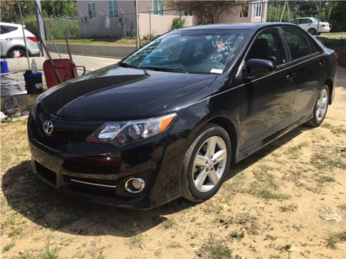 TOYOTA CAMRY 2013 SE POCO MILLAJE