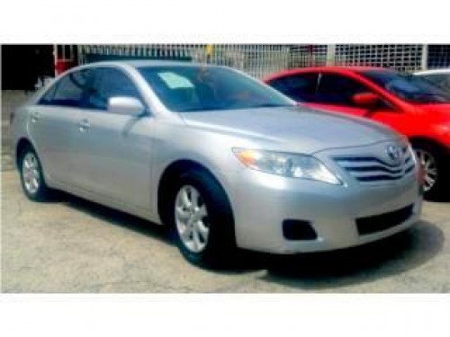 TOYOTA CAMRY LE 2010 PAGOS BAJITOS