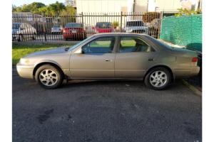 TOYOTA CAMRY LE V6 CUERO 1 DUENO 1998