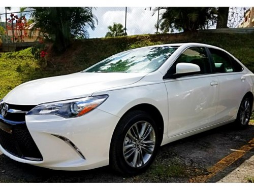 TOYOTA CAMRY SE 16′IMPORTADO