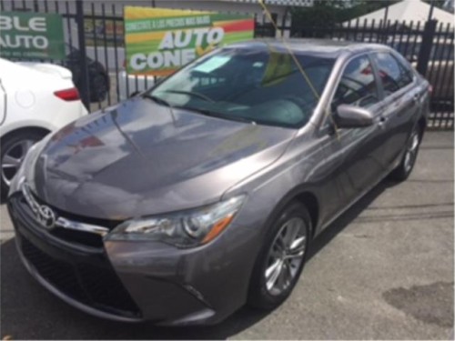 TOYOTA CAMRY SE 2015