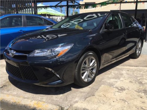 TOYOTA CAMRY SE 2016 IMPORTADO CON GARANTIA