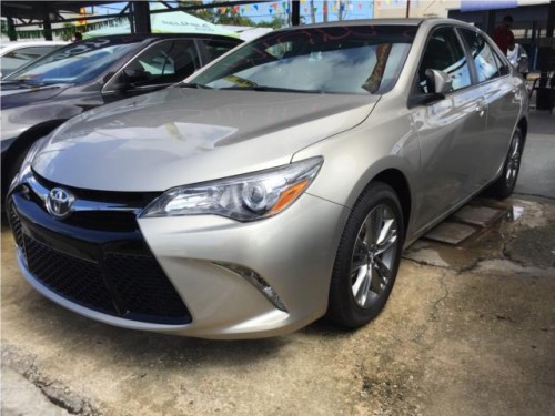 TOYOTA CAMRY SE 2017 IMPORTADO