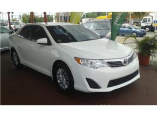 TOYOTA CAMRY XLE 2012