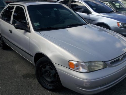 TOYOTA COROLLA 2000 EXELENTES CONDICIONES