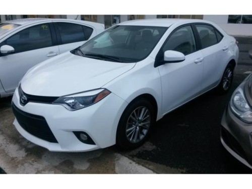 TOYOTA COROLLA SE 2014 ESTA NUEVO