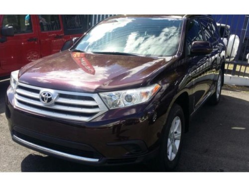 TOYOTA HIGHLANDER 2012 4 CILINDROS PRECIOSA