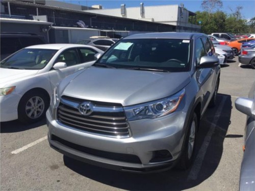 TOYOTA HIGHLANDER 2016 COMO NUEVA