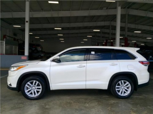 TOYOTA HIGHLANDER LE V6 2015 11 MIL MILLAS