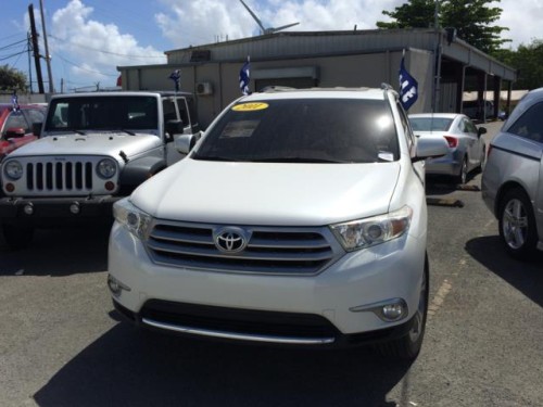 TOYOTA HIGHLANDER LIMITED 2011