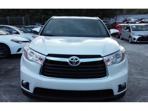 TOYOTA HIGHLANDER XLE 2014 SOLO 7K MILLAS