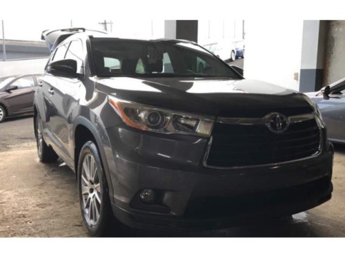 TOYOTA HIGHLANDER XLE 2015 SOLO 10 K MILLAS