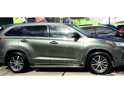 TOYOTA HIGHLANDER XLE 2018