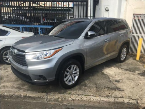 TOYOTA HIGHLANDER