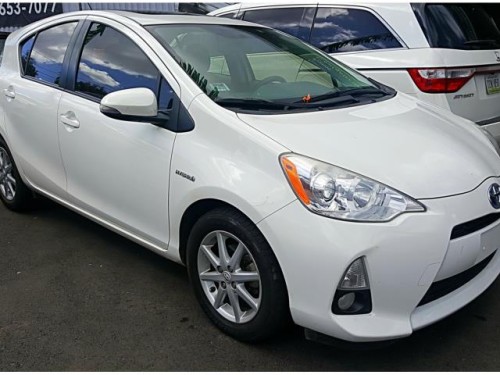 TOYOTA PRIUS 2012-