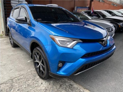 TOYOTA RAV-4 SE 2017