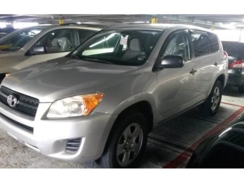 TOYOTA RAV4 LE 2011 AROS, DETALLES EN SILVER