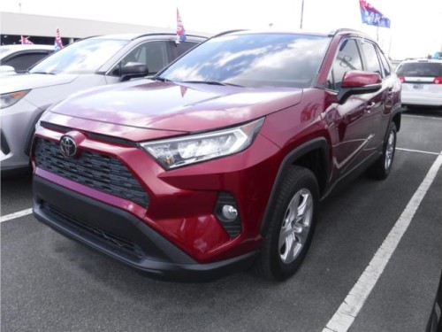 TOYOTA RAV4 XLE 2021 CON SUNROOF