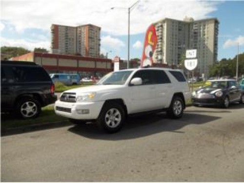 TOYOTA RUNNER2005 BLANCA 10995