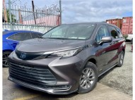 TOYOTA SIENNA LE 2021 CERTIFICADA 3100