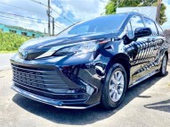 TOYOTA SIENNA LE HYBRID 2022 POCAS MILLAS