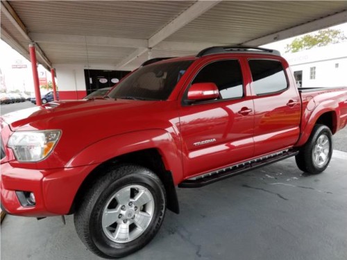 TOYOTA TACOMA 2013 EQUIPADA