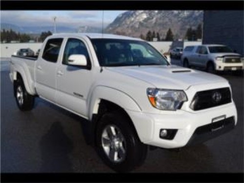 TOYOTA TACOMA 2013 UN SOLO DUENO4X4