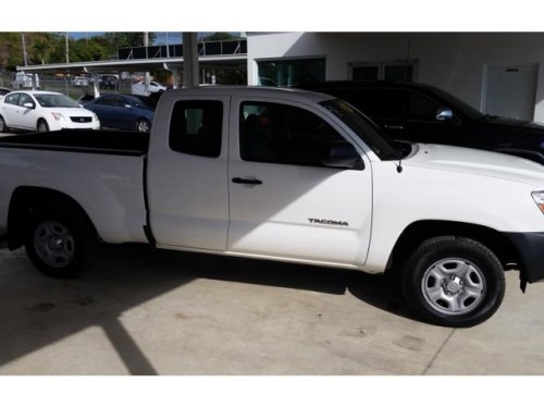 TOYOTA TACOMA 2013