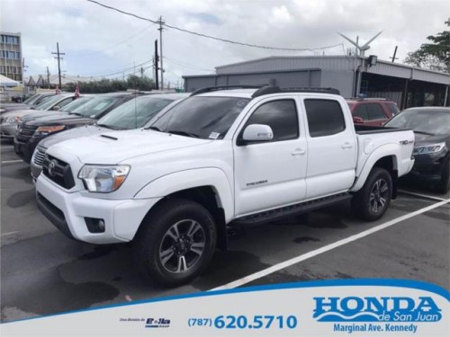 TOYOTA TACOMA 2015 AROS MODERNA 15K MILLAS