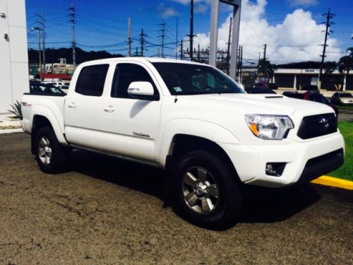 TOYOTA TACOMA 2015 TRD SOLO 750 MILLAS