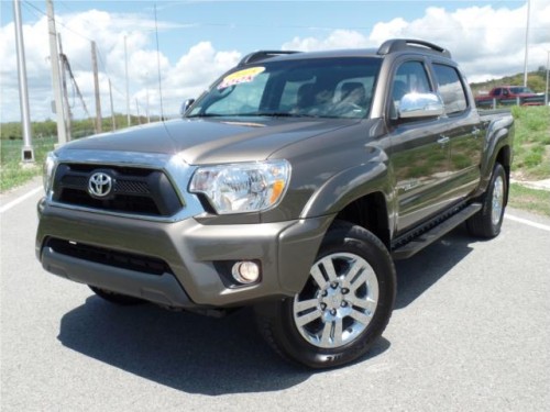 TOYOTA TACOMA 4X4 LIMITED WOW 2,900 MILLAS