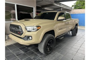 TOYOTA TACOMA CAJA LARGA SPORT 4X4 2017