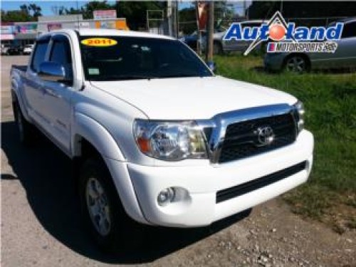 TOYOTA TACOMA PRE RUNNER 2011 COMO NUEVA