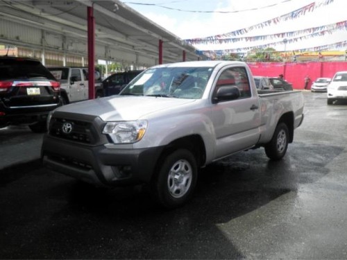 TOYOTA TACOMA REG CAB 2WD L4 PLATEADO 2013