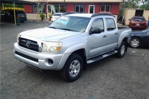 TOYOTA TACOMA TRD 4 PUERTAS