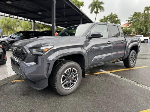 TOYOTA TACOMA TRD SPORT 2024