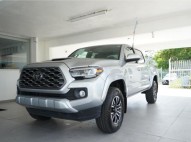 TOYOTA TACOMA TRD SPORT 4X4 SOLO 29K MILLAS