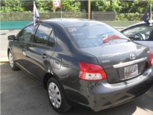 TOYOTA YARIS 2009 HOY SE VA AL COSTO