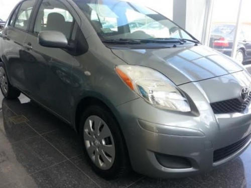 TOYOTA YARIS 2009