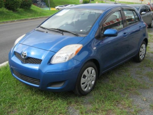 TOYOTA YARIS 2009