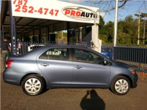 TOYOTA YARIS 2010 BLUE